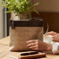ราคา Coach (แท้) Messenger Crossbody มือสองสภาพใหม่ สวย พร้อมใช้งาน ค่ะสายสะพายถอดได้ปรับได้ค่ะ (56052620443)