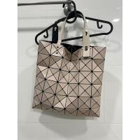 ราคา BaoBao 6x6 Lucent Basic Color มือสอง แท้100% (27010100893)