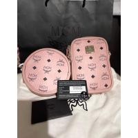 ราคา กระเป๋าสะพาย MCM Essential Double Belt Bag คาดอก คาดเอว สะพายข้างได้ ถอดใช้งานแยกได้ทุกชิ้น (22384356261)