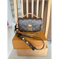 ราคา LV metis หลุยส์เมทีส 8 นิ้ว งานออริ หนังแคนวาสแท้ เลขลิ้นฉ่ำๆพร้อมกล่องอุปกรณ์ครบ ใหม่มากๆ จัดส่งฟรีค่ะ (26811944792)