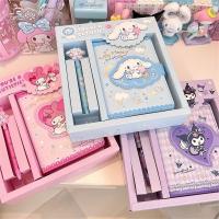ราคา สมุดโน๊ตหน้าปกหนังนิ่ม พร้อมปากกา ลายการ์ตูน Sanrio สมุดไดอารี่ จดบันทึก A5 เครื่องเขียน แบบพกพา (49507748561)