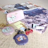 ราคา กระเป๋าเหรียญสีชมพู coach disney x coach circular coin pouch bag charm with disney motif (5133178475)