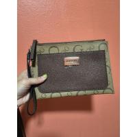 ราคา กระเป๋าคล้องมือguessแท้มือ2 (25267135839)