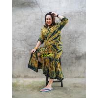 ราคา เดรสเชิ้ตมัดย้อม แขนยาว ย้อมครามและเปลือกไม้ธรรมชาติ ผ้านิ่มมาก ใส่ได้ถึงรอบอก 44 นิ้ว ลายก้นหอย (3882556968)