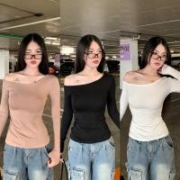 ราคา เสื้อแขนยาว ปาดไหล่ข้างเดียว ผ้าเรย่อน แต่งจับจีบย่นข้างเพิ่มความเพรียว ผ้าบาง รุ่น แขนยาวปาดเฉียง (26713685796)
