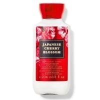 ราคา Bath And Body Works Signature Collection " Japanese Cherry Blossom Body Lotion กลิ่นหอมหวาน อบอุ่นอ่อนโยน ขนาด 236 กรัม (1556267793)