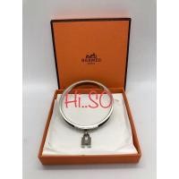 ราคา ข้อมือ"Hermès "สีดำขอบเงิน size M สภาพสวยค่ะ (10603672643)