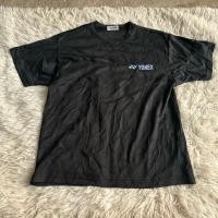 ราคา เสื้อกีฬาสีดำแบรนด์ yonex ป้ายติดไซส์ S ของแท้ 100% (42573126515)