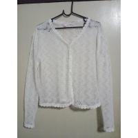 ราคา พร้อมส่ง มือ 1 เสื้อแขนยาวลูกไม้ซีทรูสีขาวจั๊วะ (8474142088)