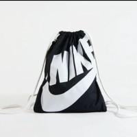ราคา กระเป๋า nike แท้100% (442814813)
