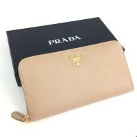 ราคา Prada​ zippy​ wallet​ (1ML506) (2366386008)