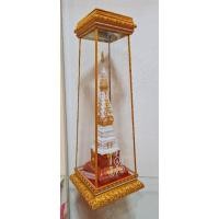 ราคา พระธาตุพนมจำลองพร้อมตู้กระจก 18*6.5×6.5 โมเดลพระธาตุพนม ฝาไม้ ของขวัญของฝากของที่ระลึก ขึ้นบ้านใหม่เปิดร้านใหม่ (6769502752)