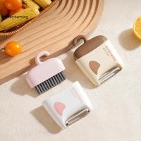 ราคา เครื่องปอกทําความสะอาดง่ายที่ปอกผักผลไม้ 2-ใน-1 พร้อมแปรงใบมีดสแตนเลสคมเรียบปอกเปลือกครัวเครื่องมือสําหรับมันฝรั่งแอปเปิ้ล – ที่มีประสิทธิภาพง่ายสําหรับอาก (49457779603)