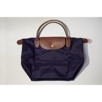 ราคา Longchamp ของแท้ 100% หิ้วเองจากฝรั่งเศส ไซส์ s หูสั้น สีม่วง ไม่เคยใช้เลย (1623624350)