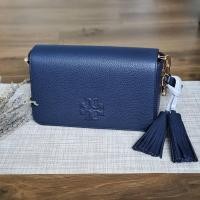 ราคา Tory Burch Thea Mini Bag สี Tory Navy (7967957719)