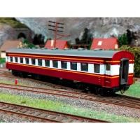 ราคา โมเดลรถไฟไทย HO scale Gauge โมเดลรถไฟไทย ตู้โดยสารชั้น 3 บชส สีขาว เลือดหมู ทำสีใหม่ จาก * มือสอง * Kato 43 ราคา ok (41980446654)