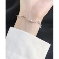 ราคา [B08] Born to beกำไลเงินแท้925 ชุบทองคำขาว18k leaf love สร้อยข้อมือออกงาน กำไลเพชรcz สร้อยข้อมือเงิน กำไลนำโชค (22916876812)