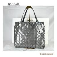 ราคา Issey Miyake Row Metallic Tote Bag Y2025 (43658365042)