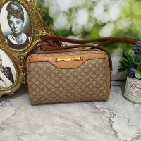 ราคา Celine vintage crossbody bag มือสองของแท้ (50109655866)
