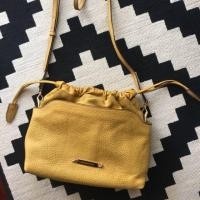 ราคา กระเป๋า Burberry ของแท้ (6016696368)