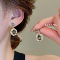 ราคา Drejew 14K ทองแท้เคลือบด้วยไฟฟ้า 925 เข็มเงินเพทายต่างหูมุกทรงกลมสําหรับผู้หญิงฝรั่งเศสย้อนยุคต่างหูต่างหูเฉพาะความรู้สึกระดับไฮเอนด์ (27726854999)
