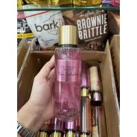 ราคา Victoria Secret Pure Seduction Fragrance Mist Brume Parfumee 250 ml. ของแท้ (29084731037)