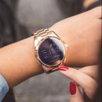 ราคา Michael Kors smart watch MKT5001 used like new (1518978991)