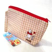 ราคา กระเป๋าเครื่องสำอาง กระเป๋าดินสอ กระเป๋าผ้า ปักลายหมีพู (Winnie the Pooh) ดิสนีย์ Disney ลิขสิทธิ์แท้ (2820150200)