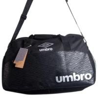 ราคา กระเป๋า Umbro duffle gym sport Original 38L (24043939477)