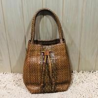 ราคา กระเป๋าหนังม้าสาน สไตล์วินเทจ Made India (7654369510)