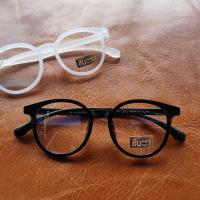 ราคา กรอบแว่นสายตา​ แว่นวินเทจ​ แว่นชินตา รุ่น Beary Co ทรงหยดน้ำ กลมมน กรอบพลาสติก สีขาว สีดำ วัสดุพรีเมี่ยม ใส่สบาย เลนส์ใส (18842492563)