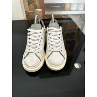 ราคา รองเท้า Alex Mcqueen สั่งซื้อโดยน้องสาวสวย (22364996651)