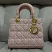 ราคา Lady Dior Bag Medium กระเป๋าดิออร์ มือสอง (57605670862)