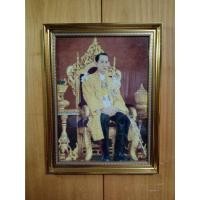 ราคา รูปพระบรมฉายาลักษณ์ รัชกาลที่ 9 งานปักครอสติส 46 x 60 x 3 cm พร้อมกรอบรูป (26374204189)