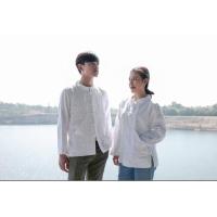 ราคา #เสื้อผ้าไทยพื้นเมืองชายสีขาว.เสื้อผ้าไทยพื้นเมืองชายสีขาวแต่งผ้าด้นมือ (1285518326)