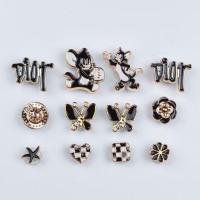 ราคา 3D บล็อกรองเท้า Charm ชุดสีดํา Tom Cat และ Silver Star Y2K Goth Aksesori Kasut Butang (54906165381)