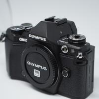 ราคา Body กล้อง OLYMPUS OM-D E-M5 MARK II em5 มือสอง (8734421258)