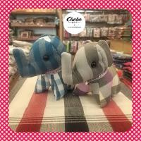 ราคา ตุ๊กตาช้าง ตุ๊กตาช้างผ้าขาวม้า ตุ๊กตาช้างไทย ขนาด 5 นิ้ว จัดส่งแบบสุ่มลายและสีของงานผ้าขาวม้า (27581442891)