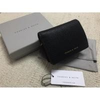 ราคา charles & keith ใบสั้น ใหม่มาก (8916589844)