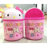 ราคา กล่องทิชชู่ ถังขยะจิ๋ว กล่องเอนกประสงค์ ลายการ์ตูน คิตตี้ สีชมพู ขาว กว้าง 14 ซม. สูง 23 ซม. (6918540824)