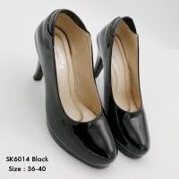 ราคา รองเท้าคัชชู ส้นสูง เสริมหน้า สีดำ (3958039930)