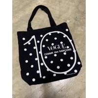 ราคา VOGUE x COMME des GARCONs (13696851992)
