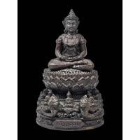 ราคา องค์พ่อท้าวจตุคาม ท้าวรามเทพ รุ่นหลักเมืองมหามงคล ปีพ.ศ.2550 เนื้อโลหะรมดำ ตอกโค๊ต หมายเลขใต้ฐานฝังเหรียญ (40864990266)