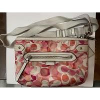 ราคา กระเป๋าCoachมีสายสะพาย (10300696943)