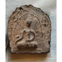 ราคา พระเนื้อดินกรุวัดกระชายสายเหนียวแห่งเมืองกรุงเก่าอยุธยาอายุประมาณ300ถึง400ปี (26583142474)