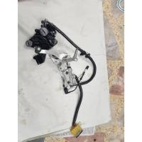 ราคา ชุดดิสหลัง พร้อมพักเท้าหน้าด้านขวา Yamaha m-slaz สินค้ามือสอง (28612370336)