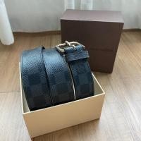 ราคา Used LV BELT แท้100% (3338111670)