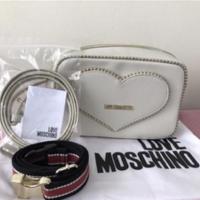 ราคา ลดแรง!! Used Love Moschino (12464968627)