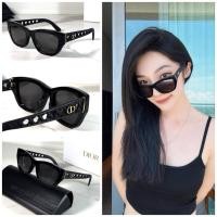 ราคา < Eyewear By Mr.B > - แว่นกันแดด Dior Verydior S2F มือ1 ของแท้ !! พร้อมอุปกรณ์ครบ (42664570422)