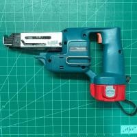 ราคา ไขควง อัตโนมัติ Makita รุ่น 6831D Auto Feed Screwdriver (made in japan) (24482585995)